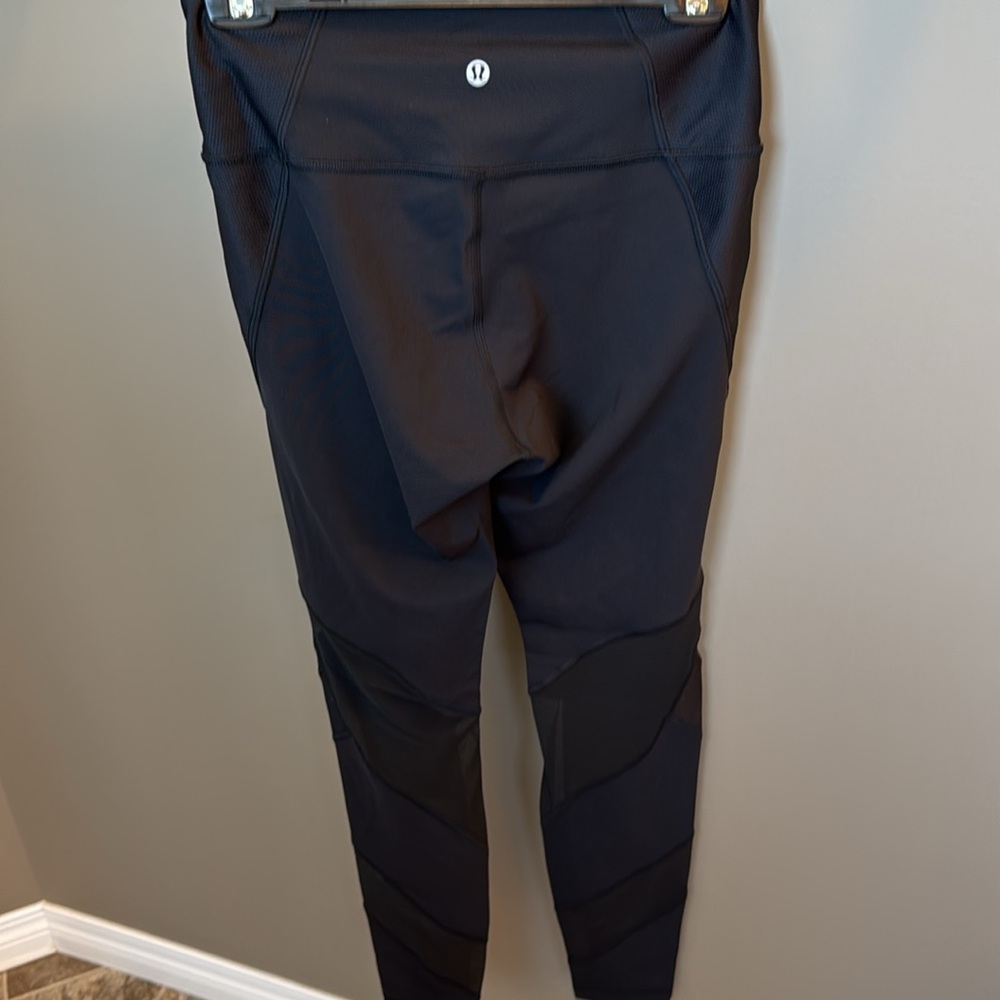 Lululemon Wunder Under Tight Mesh - Sz 6 Black - Picture 2 of 3